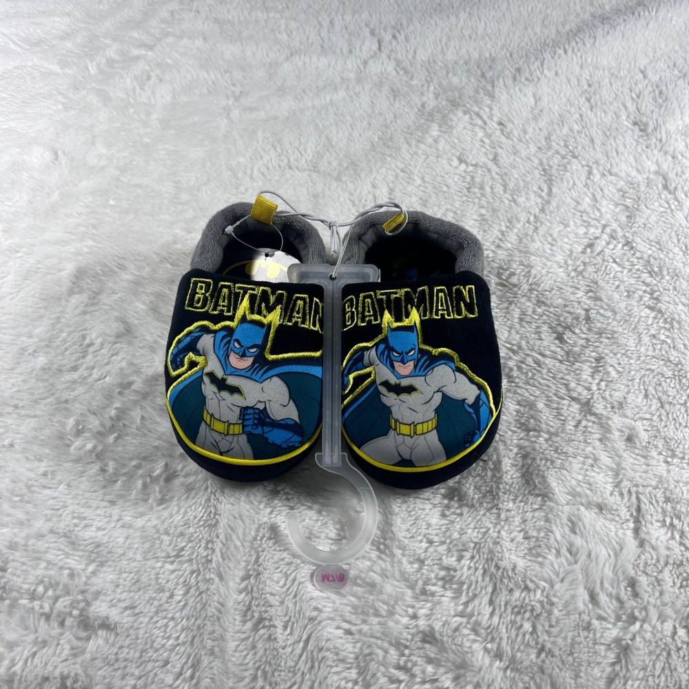 Kids Batman‎ Slippers Boys Girls Size M 7/8 Indoor Cozy Footwear NWT